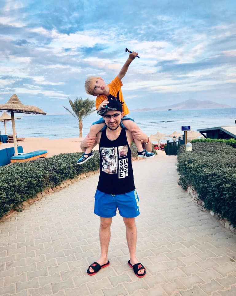 JULIK празднует день рождение: топ самых ярких песен шоумена