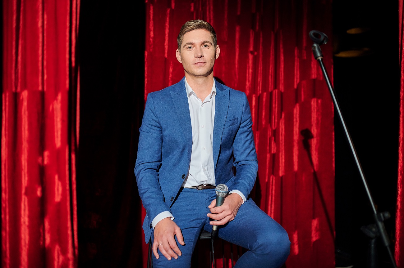 Недостатньо жорстко: Остапчук розповів про новий будинок, жарти про дружину і зйомки в новому серіалі