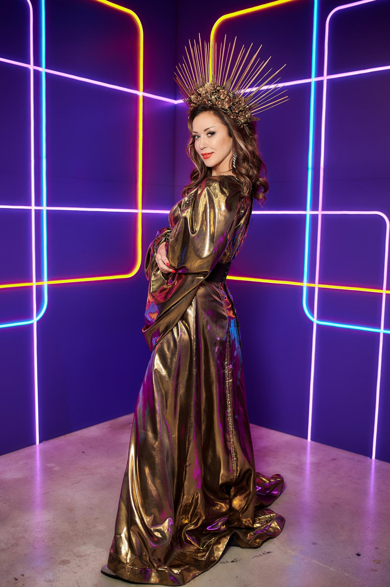 Утро начинаю с молитвы: Наталья Валевская рассказала об обратной стороне славы и секретах ресурсного состояния