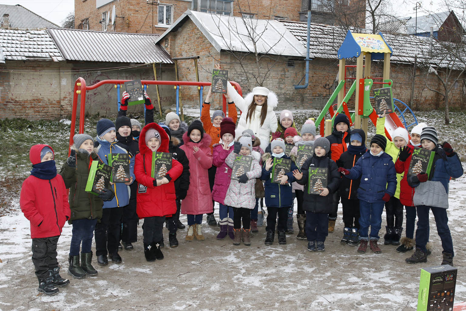 Моя пристрасть: "Міс Україна" назвала головні аксесуари і акценти зими 2020/2021
