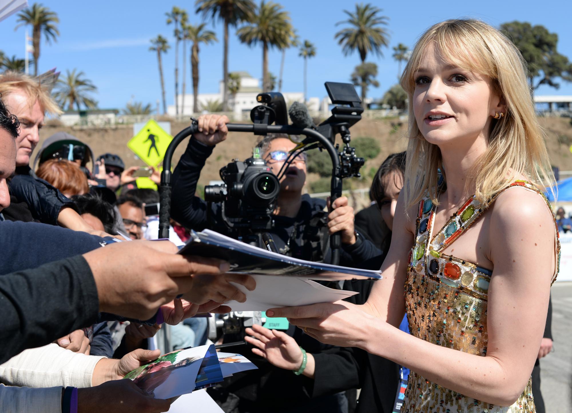 Ніжна і яскрава Кері: топ образів актриси, яка отримає Оскар 2021 за кращу жіночу роль