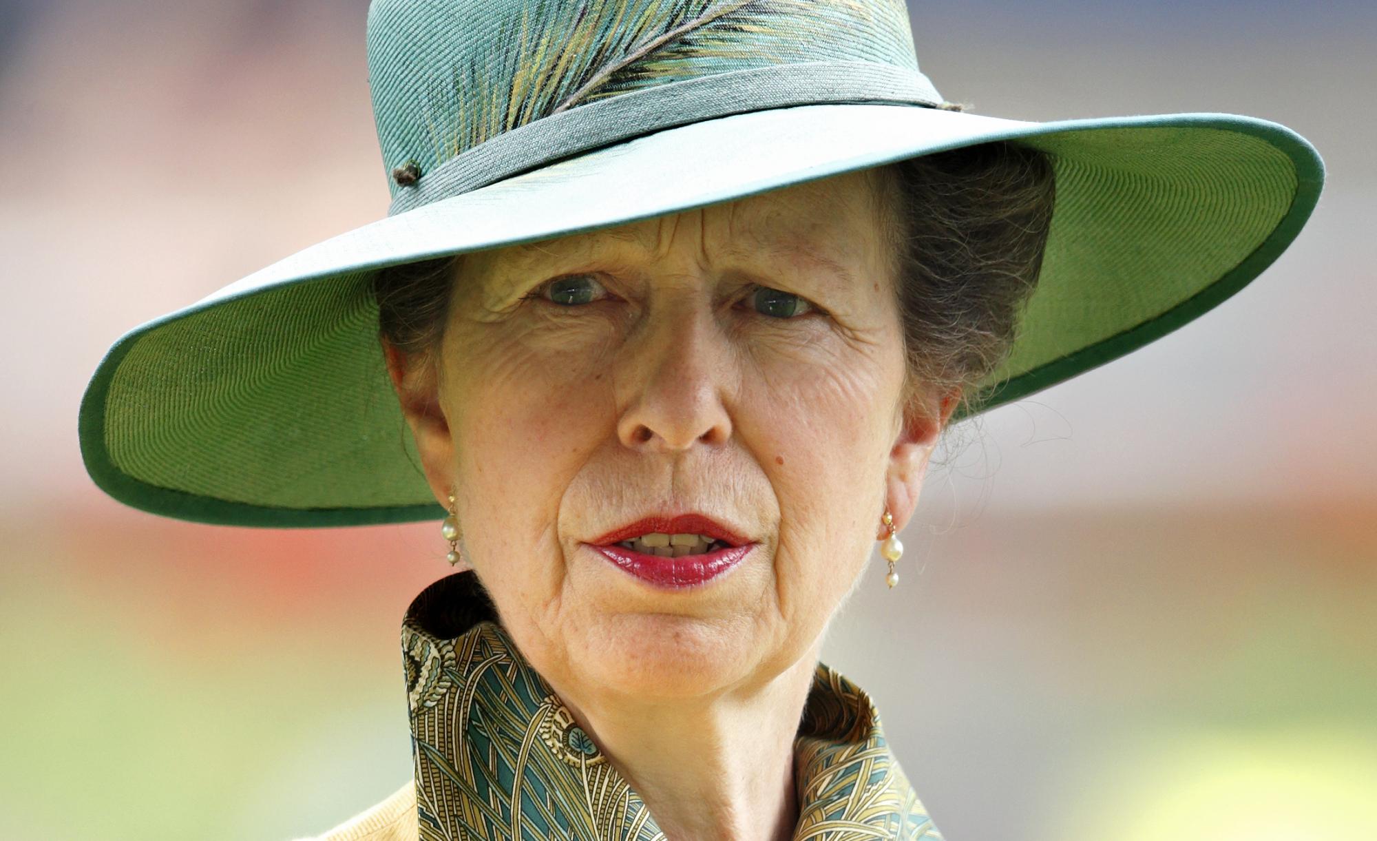 Зірка &quot;Школи&quot; розлютила українців, Кароль та Балан знову разом: топ скандалів тижня