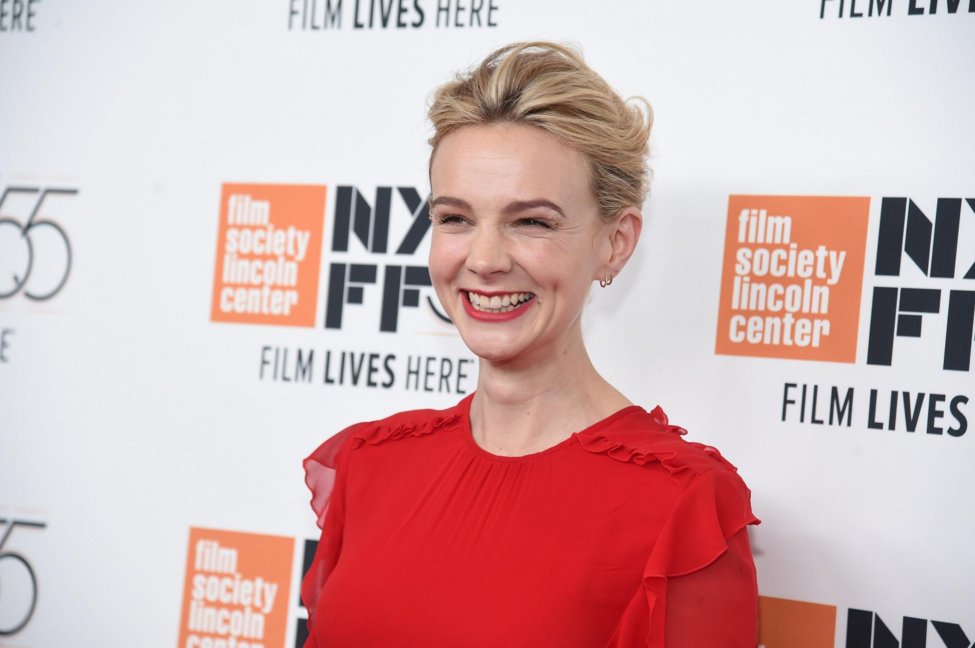 Ніжна і яскрава Кері: топ образів актриси, яка отримає Оскар 2021 за кращу жіночу роль