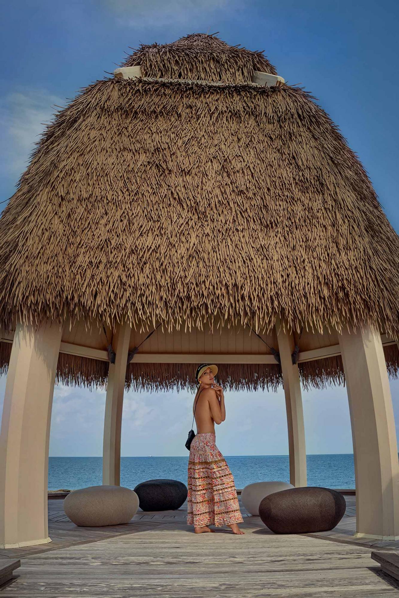 Украинская модель очаровала горячими фото с Мальдив: с бунгало, в спортзале, на берегу океана