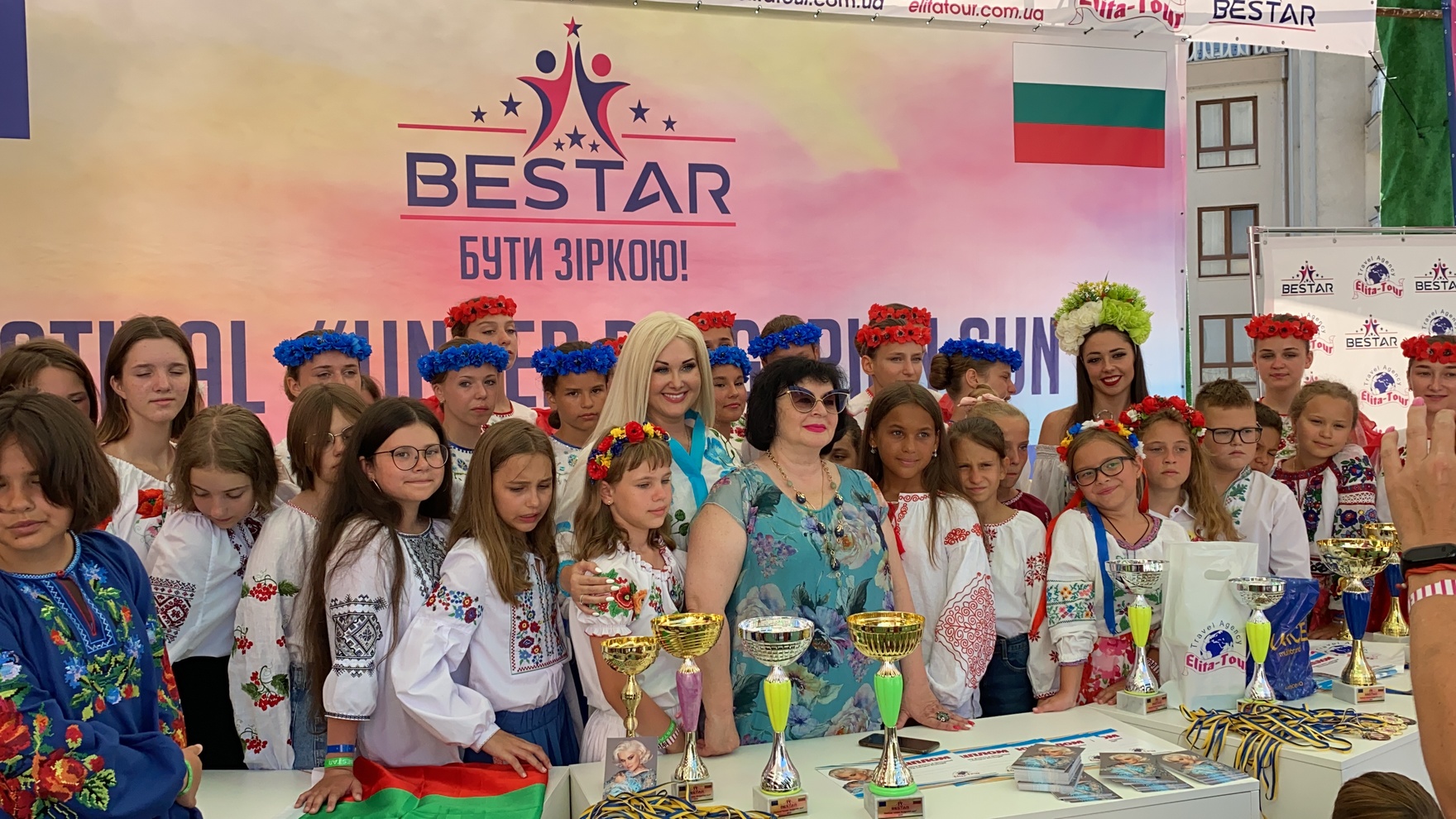 &quot;Україна - це ми&quot;: Бужинська зворушила фото і відео з дитячого фестивалю у Болгарії