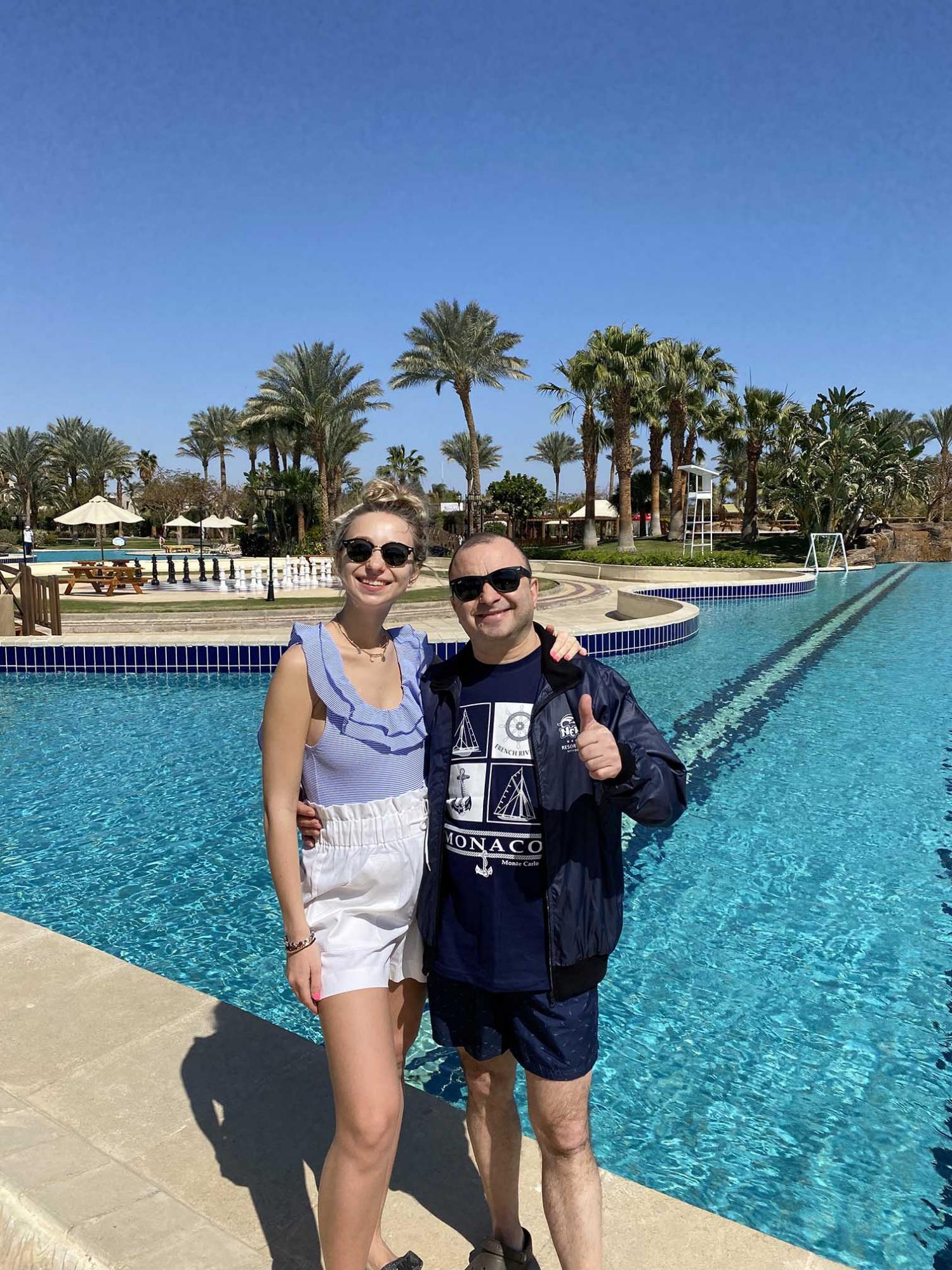 Павлик и Репяхова похвастались неожиданной встречей с &quot;большой шишкой&quot; в Египте