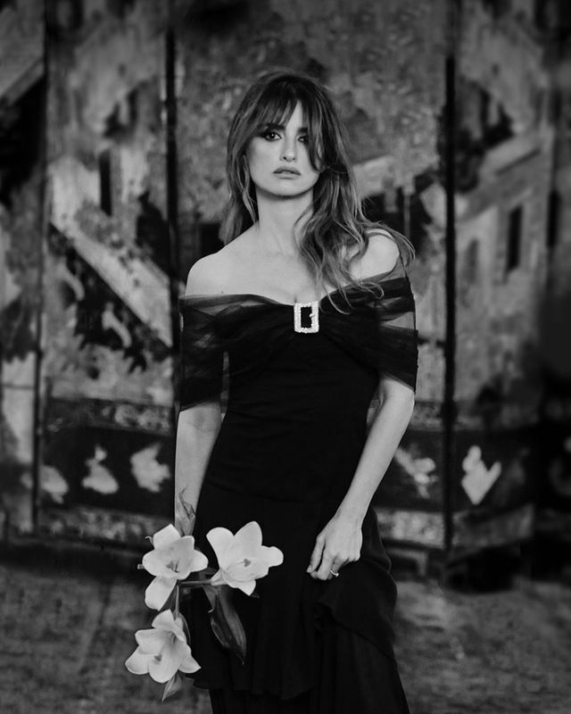 Бесподобна: 46-летняя Пенелопа Крус блеснула идеальной фигурой в роскошном платье