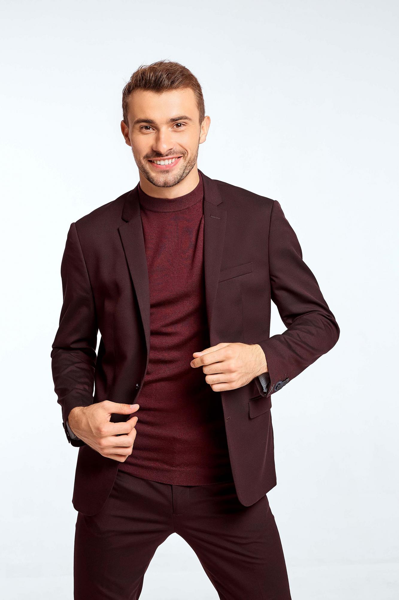 Олександру Прохорову – 29: ловіть відверті факти з життя секс-символу "Танців з зірками"