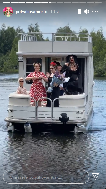 &quot;Замість охоронця?&quot;Дочка Полякової з автоматом в руках спровокувала мережу