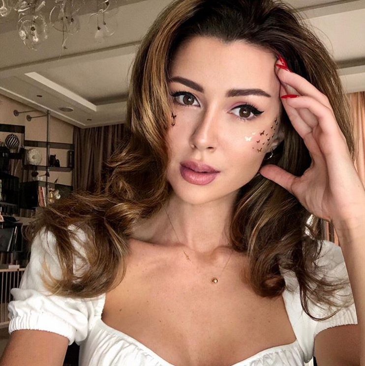 Дочка Заворотнюк відверто висловилася про маму і розкрила заповітну мрію: шалено хочу