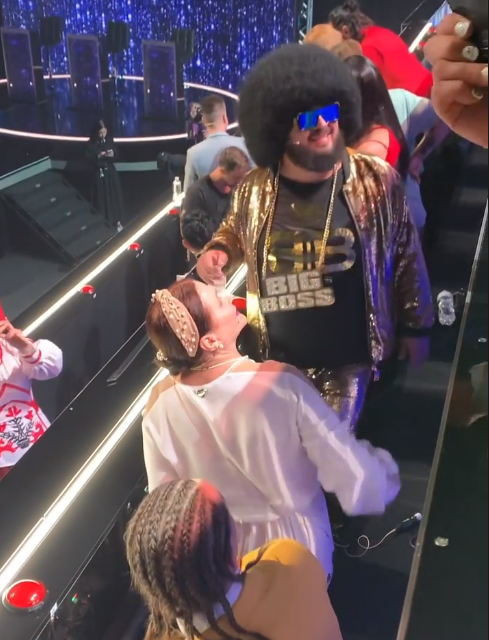 "Співають всі": з'явилися перші фото зі зйомок грандіозного ТБ-шоу