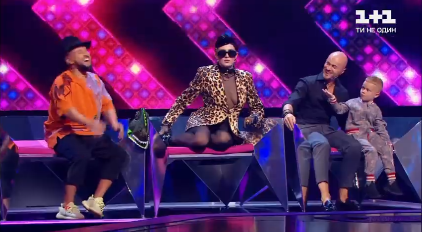 Прятали красавчика: Влад Яма впервые публично показал лицо своего сына