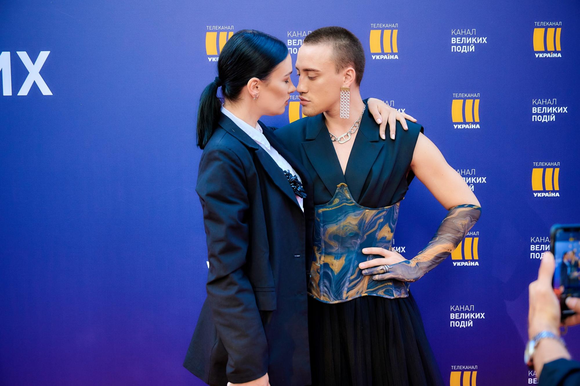 "У нас більш інтимні історії": популярний блогер заінтригував заявою про Настю Приходько