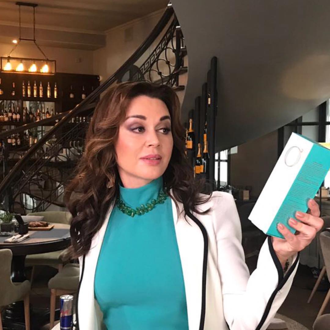 Екс-бойфренд Заворотнюк зустрічається з її "копією": 100% схожість (фото)