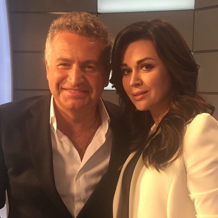 Екс-бойфренд Заворотнюк зустрічається з її "копією": 100% схожість (фото)