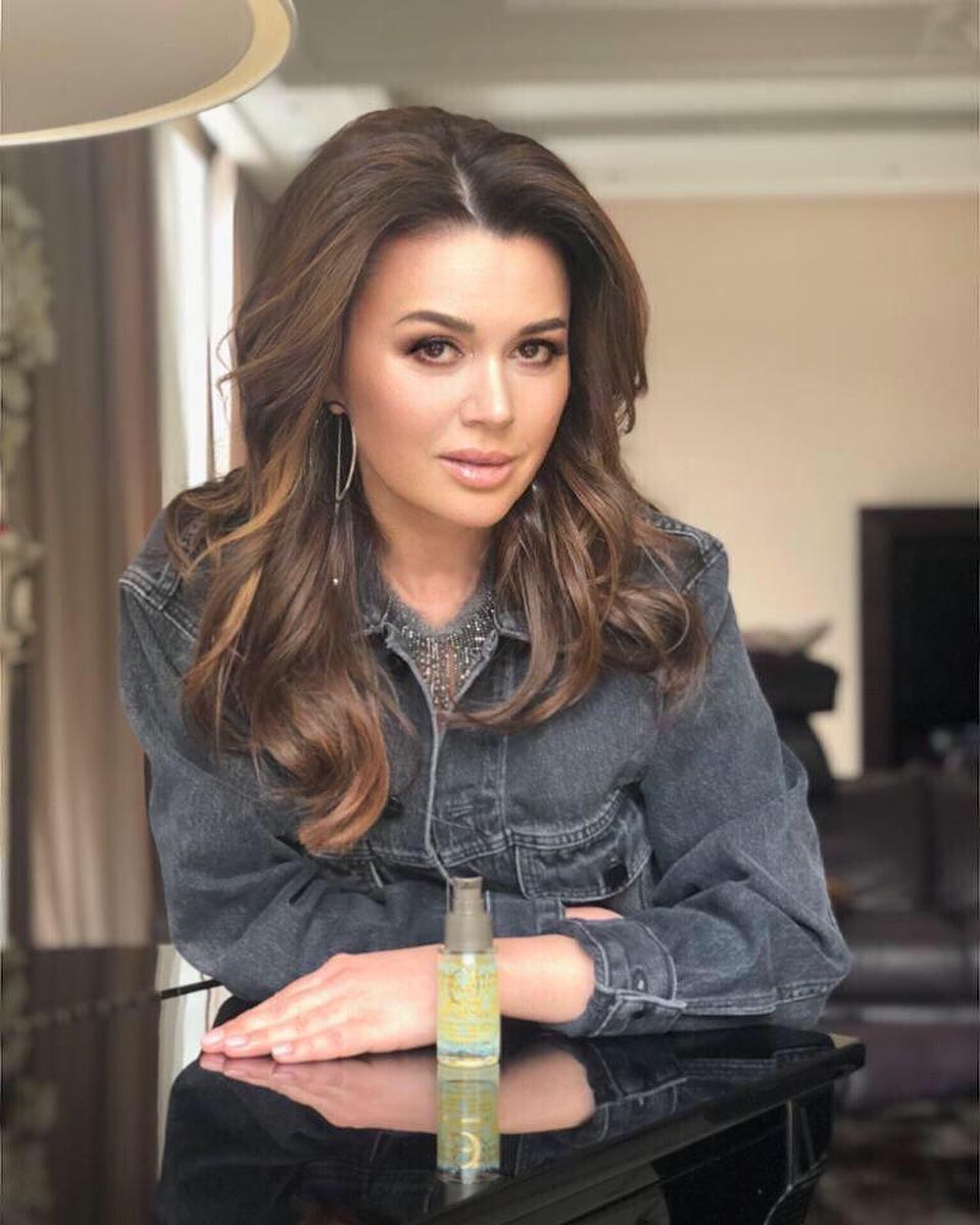 Екс-бойфренд Заворотнюк зустрічається з її "копією": 100% схожість (фото)