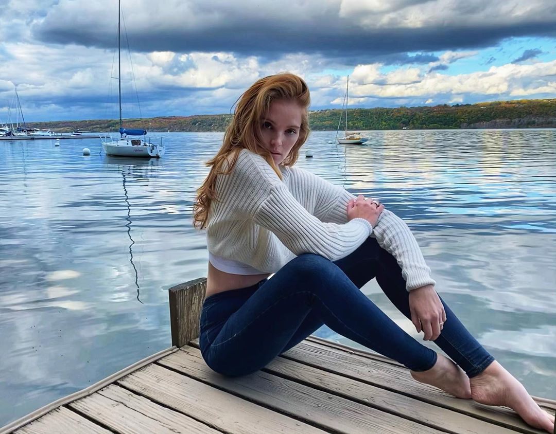 Гола в душі: "ангел" Victoria's Secret Алексіна Грем блиснула пружними сідницями на домашньому фото