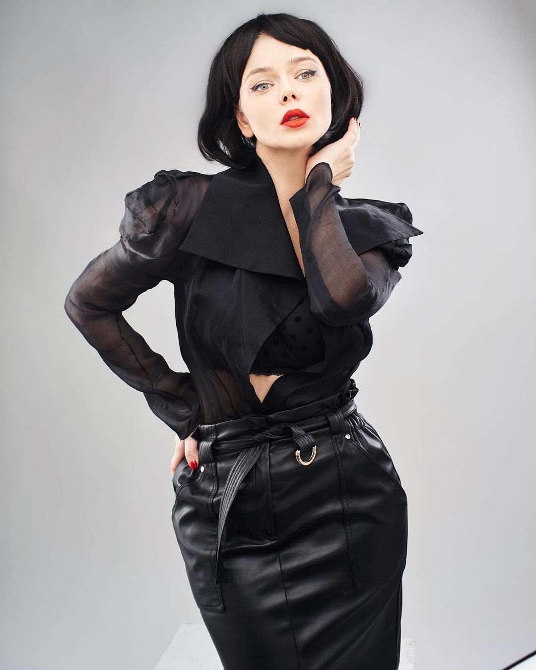 Аліна Гросу змінила образ і перетворилася в француженку: стильні фото