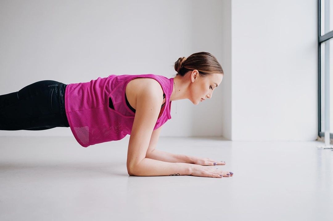 Для бажаних кубиків: Анна Різатдінова розповіла, як отримати ідеальну фігуру в домашніх умовах