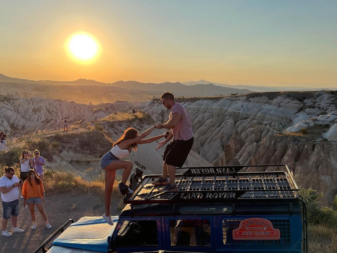 Холостяк 11 різко звернувся до недоброзичливців зі звинуваченнями: "тримайте марку до кінця"