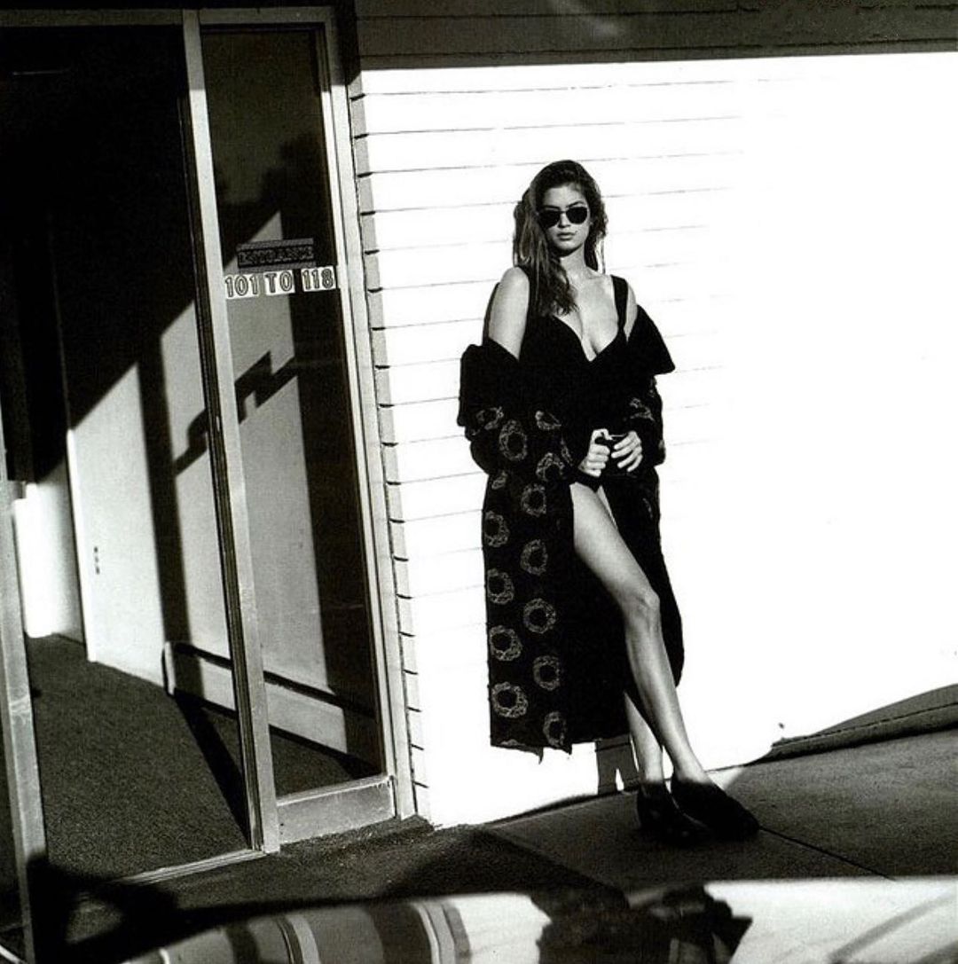 Идеал: 54-летняя Синди Кроуфорд восхитила безупречным телом в купальнике