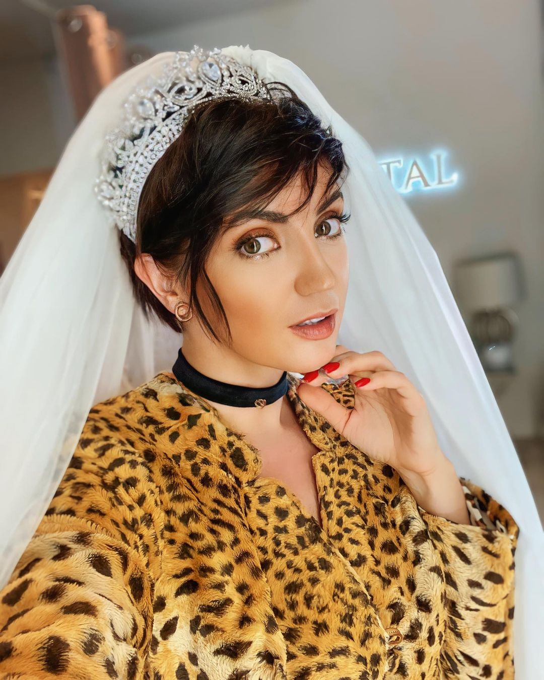 Кайфонула: украинская поп-звезда впервые призналась, что муж &quot;купил ее&quot;