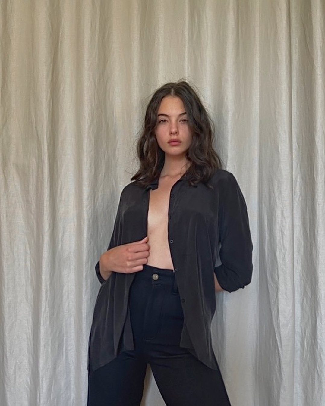 16-летняя дочь Моники Беллуччи и Венсана Касселя поделилась откровенным фото