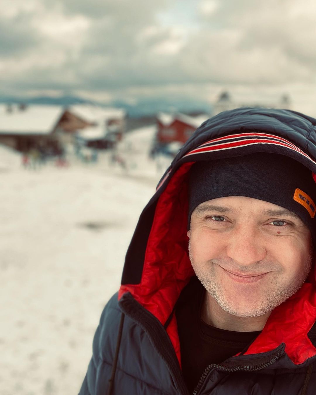 Известный украинский актер задумался о музыкальной карьере