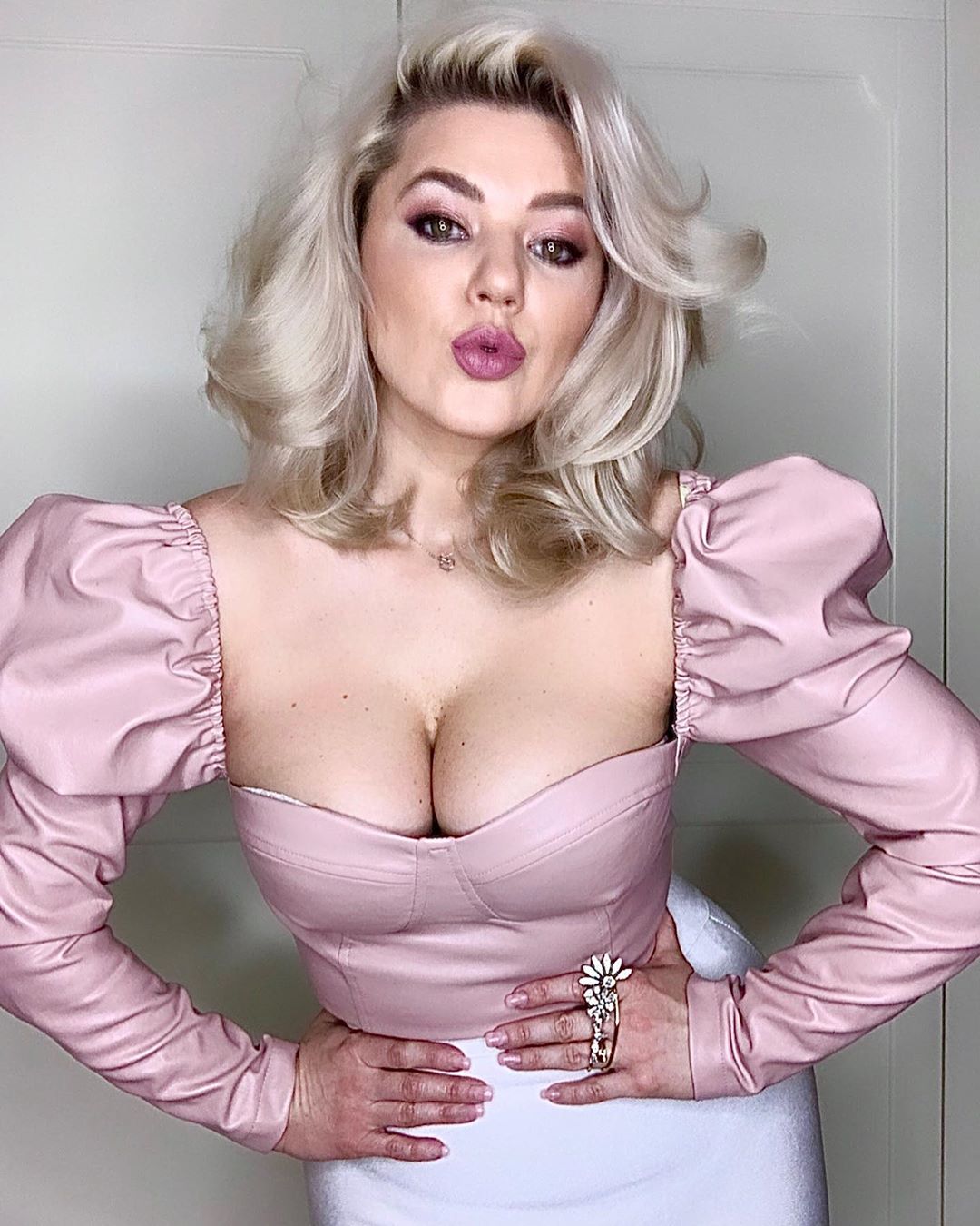 Спекотні фото кандидатки в мери Києва: такою апетитною ви її не бачили!