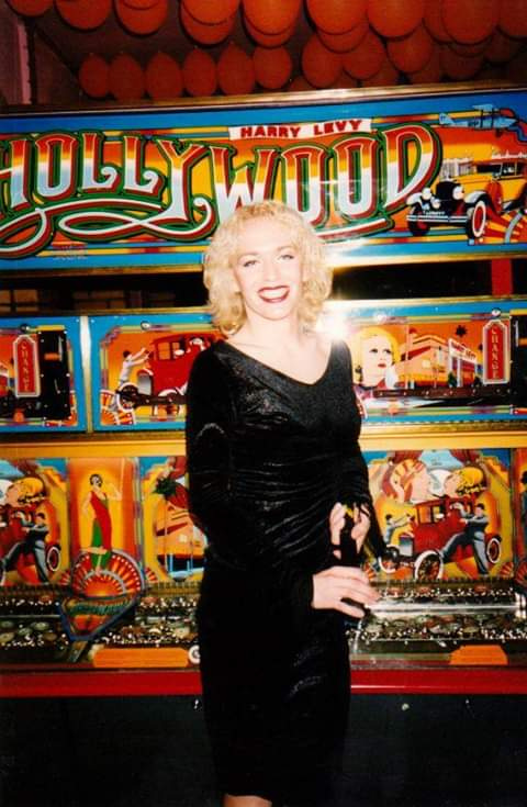 Ось так виглядала травесті-діва Монро до того, як стала знаменитою: унікальні фото