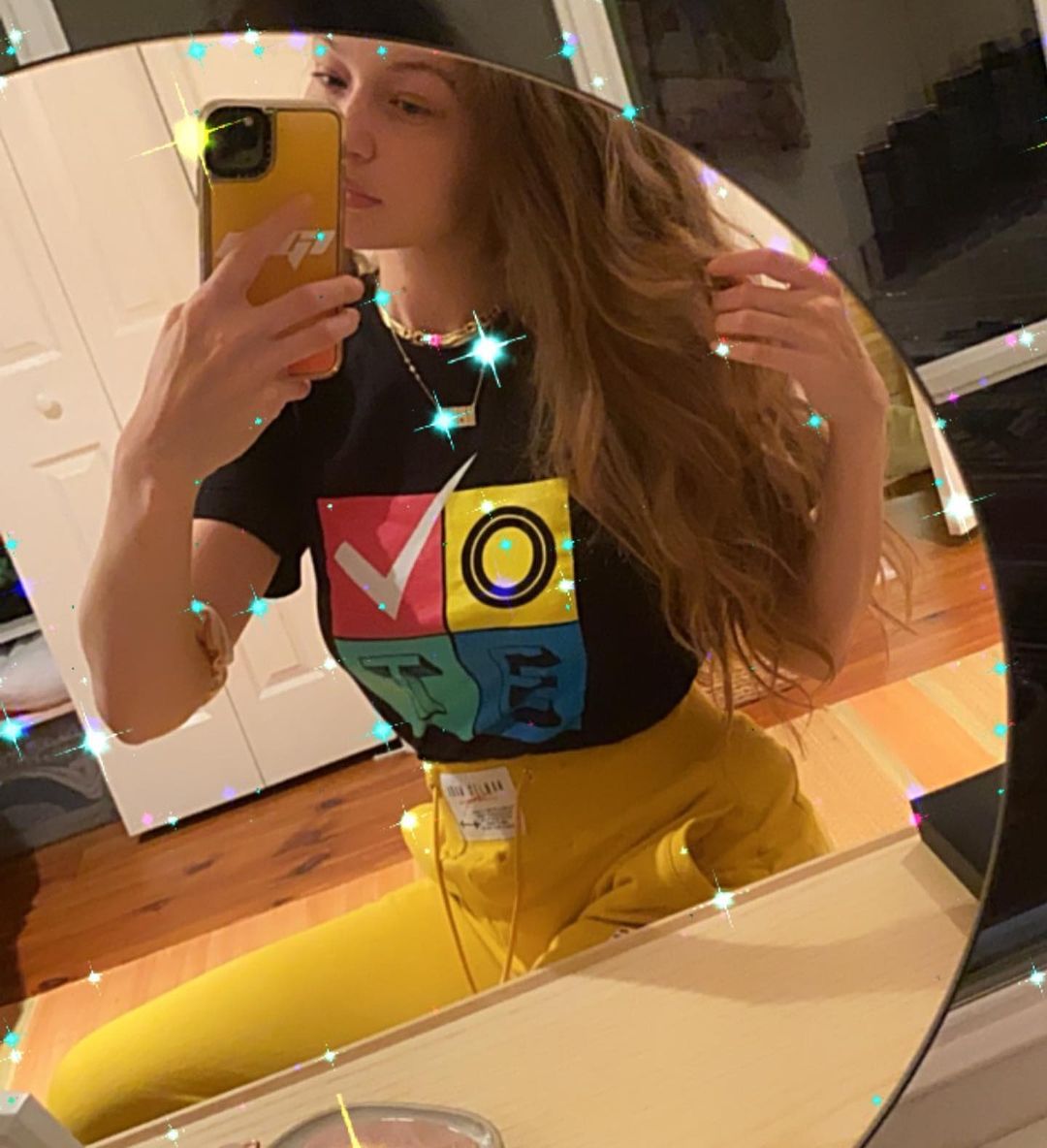 В прекрасной форме: Джиджи Хадид восхитила идеальной фигурой на первом фото после родов