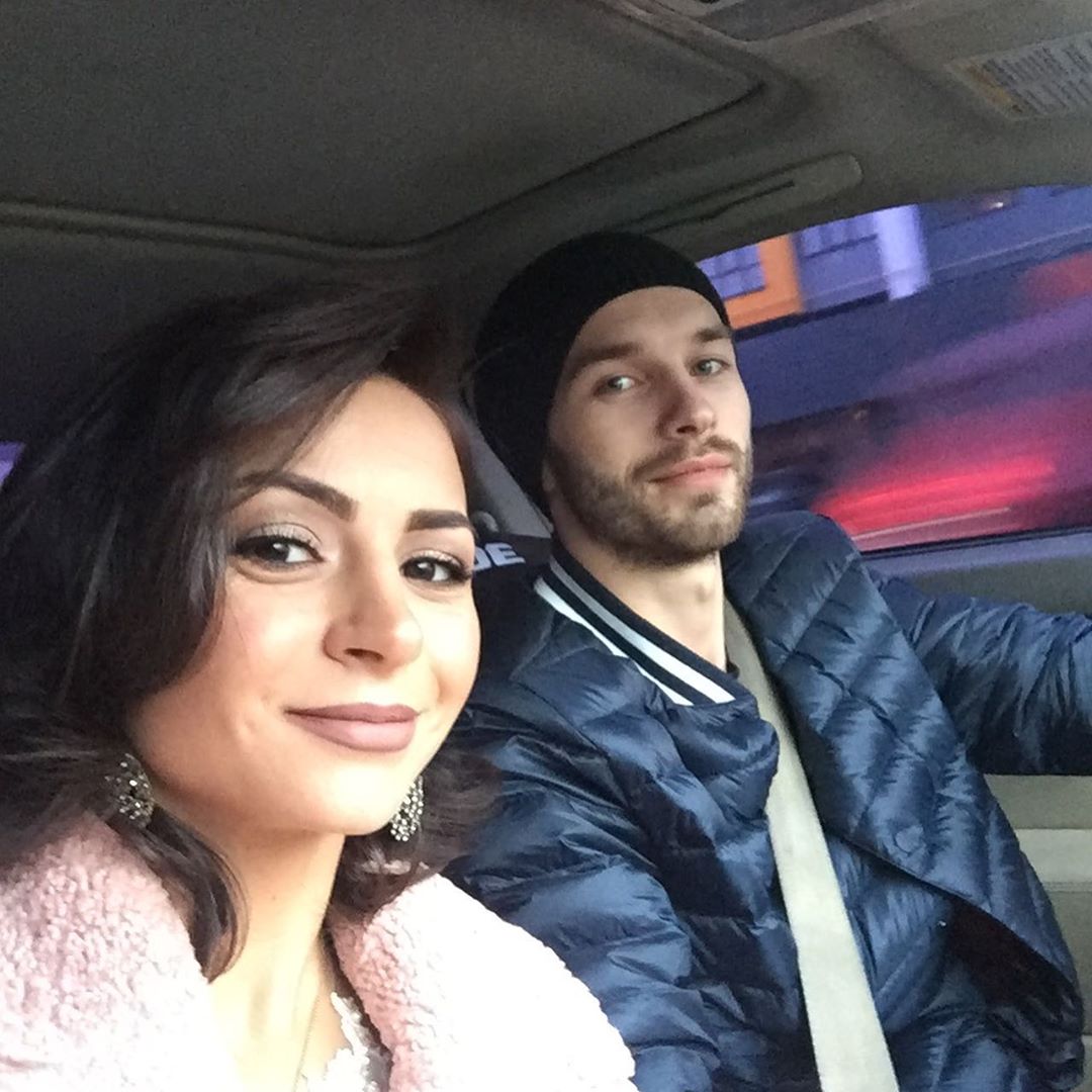 Так і світяться щастям: Ілона Гвоздьова захопила мережу зворушливими знімками з чоловіком-іменинником