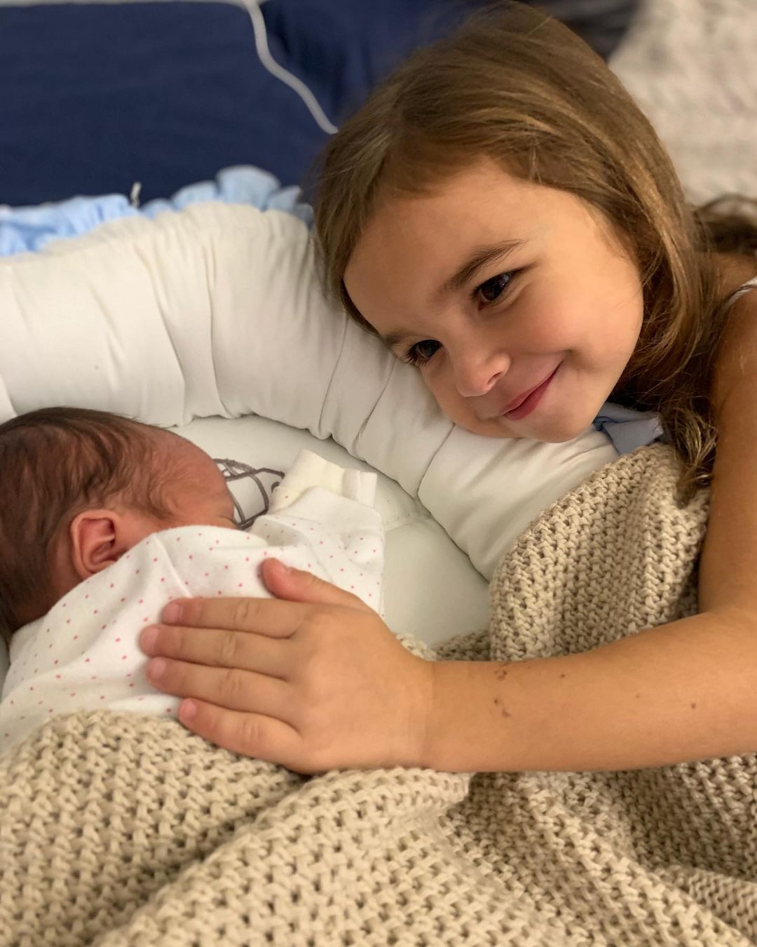 Безумно люблю: Илона Гвоздева празднует первую большую дату сынули (трогательные снимки)