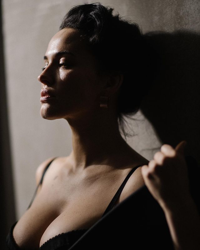 Сумна Астаф'єва ошелешила зізнанням про особисте життя: "опалювальний сезон всередині закінчено"