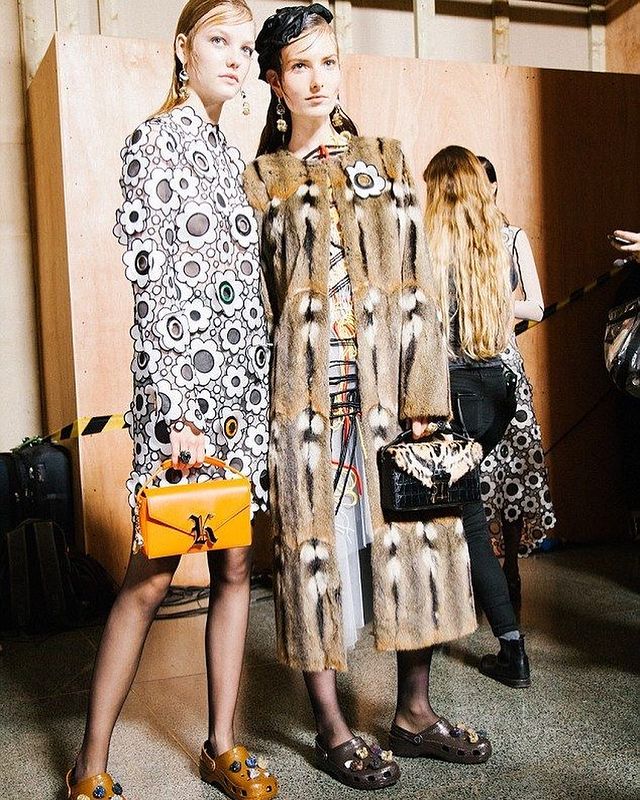 Зручно і комфортно: топ-3 затишних гостромодних взуттєвих тренда на літо від стиліста