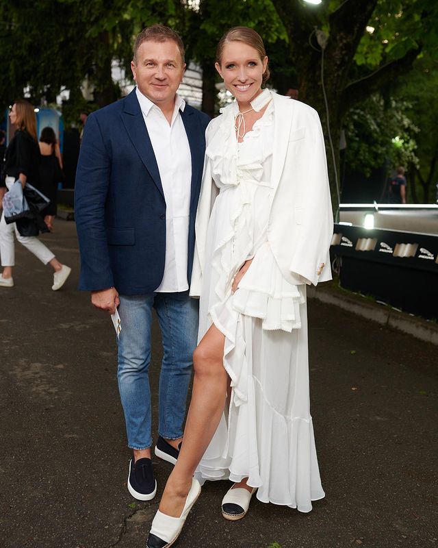 Вагітну Осадчу в кокетливому вбранні раптово розкритикували в мережі: &quot;вже не актуально&quot;