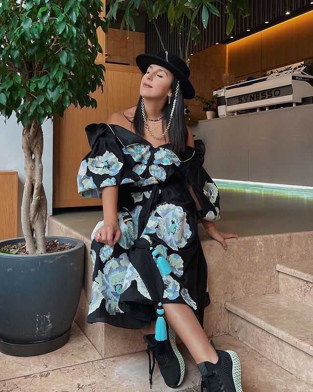 Битва нарядов: стильные Кухар и Джамала появились в похожих платьях-вышиванках