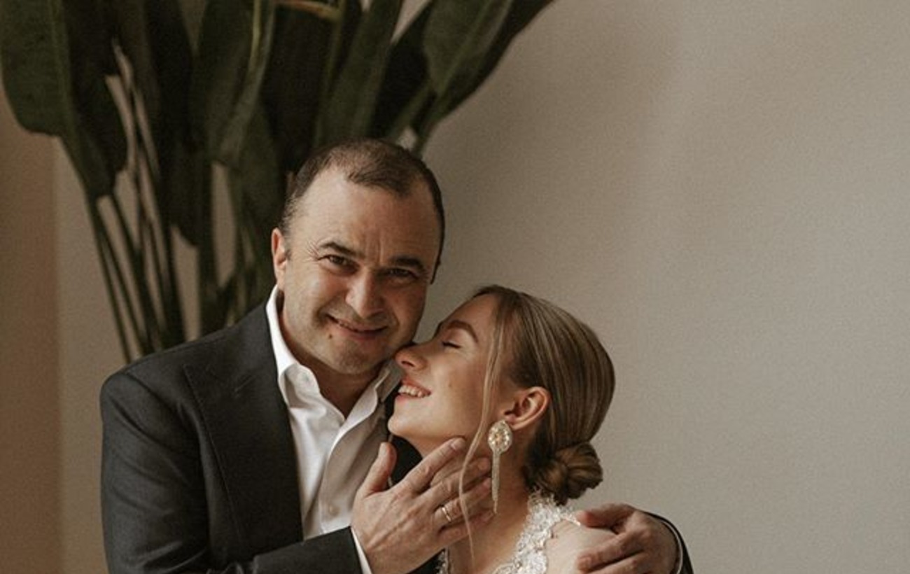 Павлік заговорив про вагітність дружини і зізнався, чим вона довела його до сліз: чекаю результатів