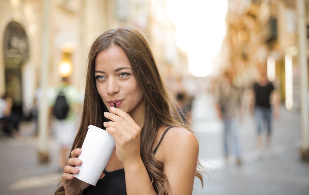 Бадьорий ранок: топ-5 напоїв без кофеїну, які повноцінно замінять каву