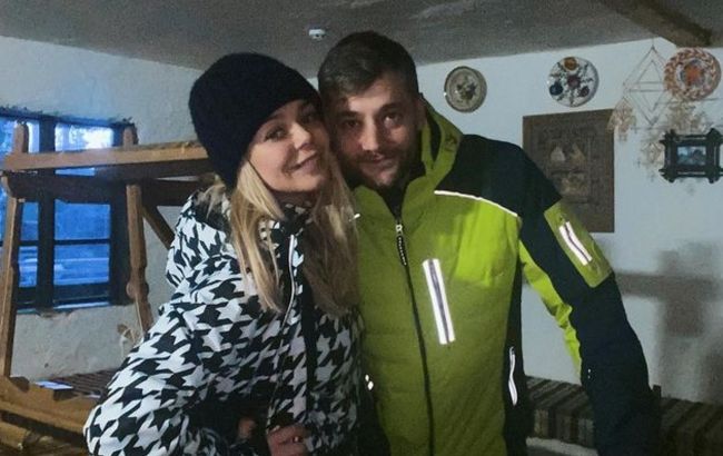 Сбылась еще одна мечта: Алина Гросу с близким другом обзавелись кольцами (видео)