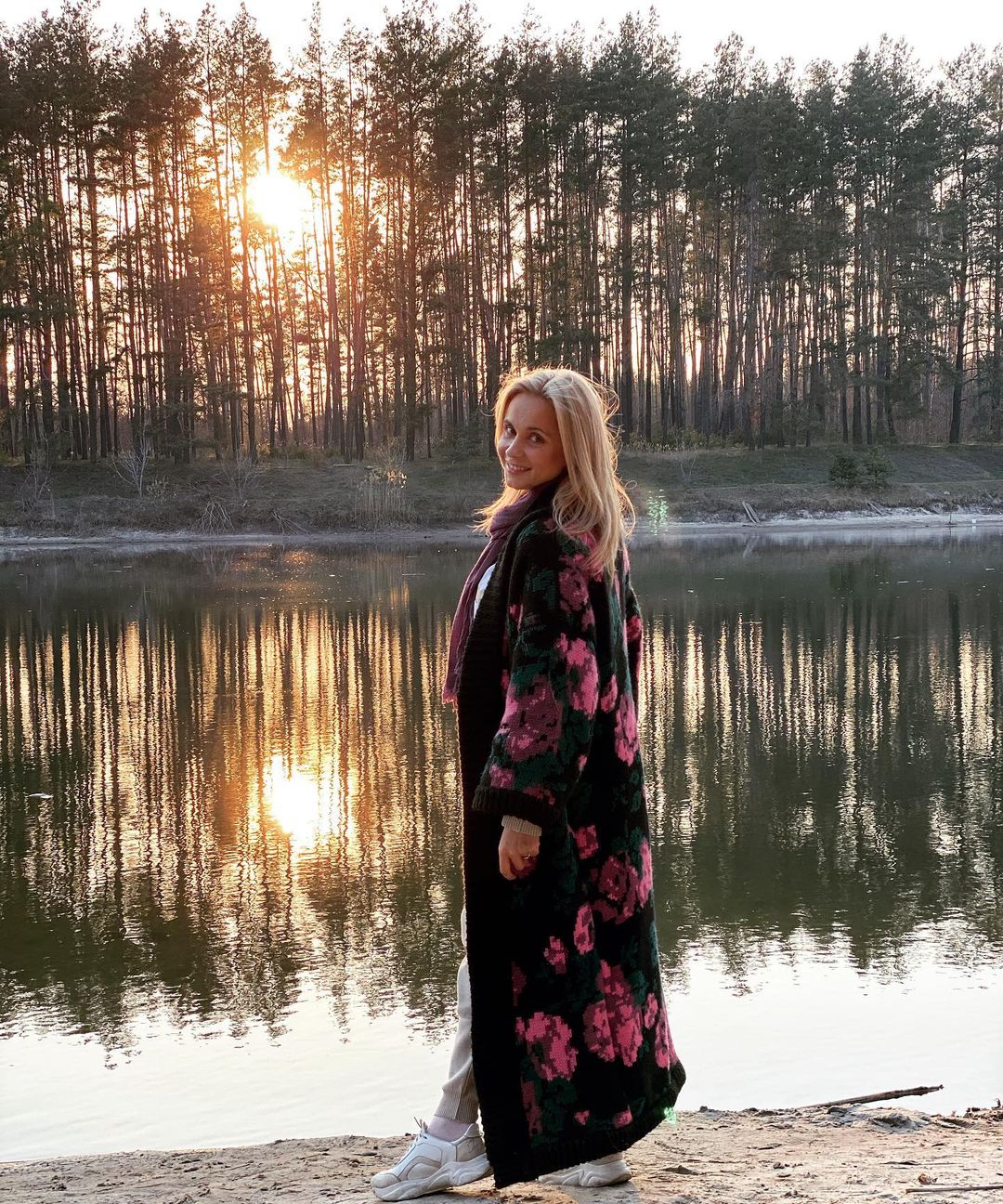 Пальчики оближеш: Лілія Ребрик поділилася з шанувальниками незвичайним, але простим салатом