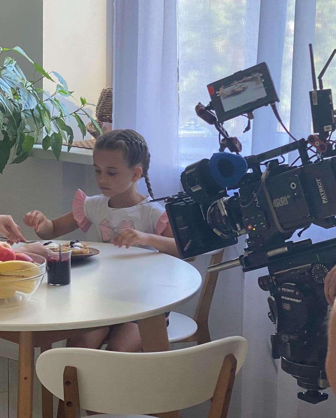 Талановита, як мама: Лілія Ребрик розчулила мережу роботою своєї доньки