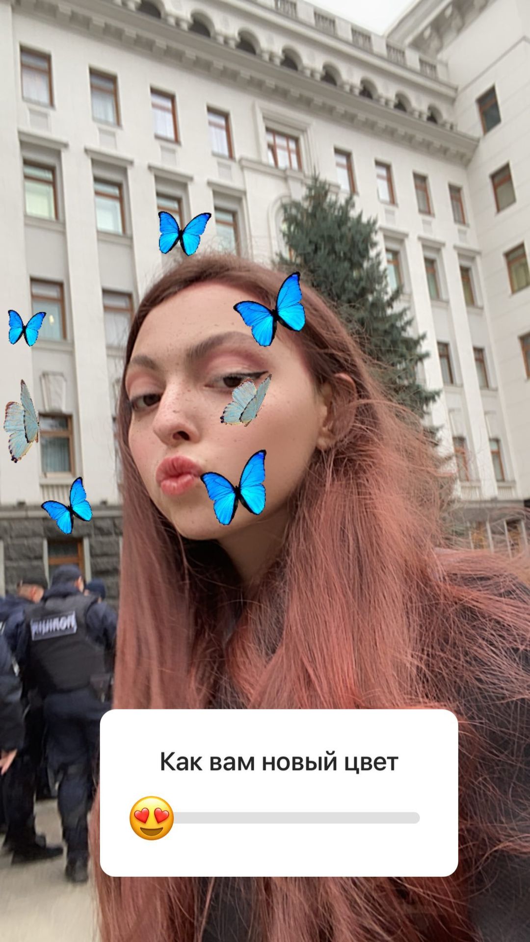 Зухвала красуня: 15-річна дочка Олі Полякової здивувала новим кольором волосся