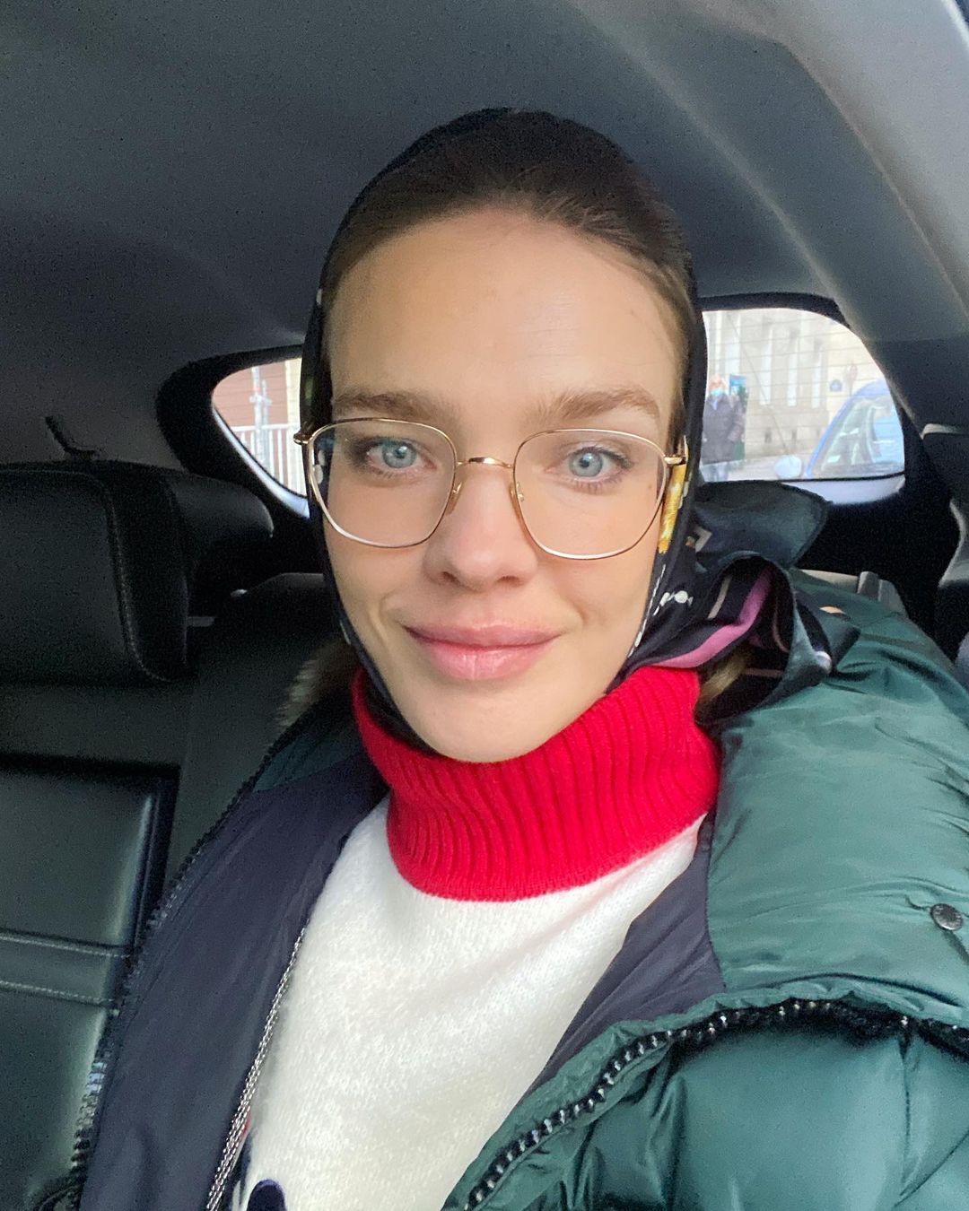 Всегда 18: Наталья Водянова поразила молодым внешним видом на фото без макияжа