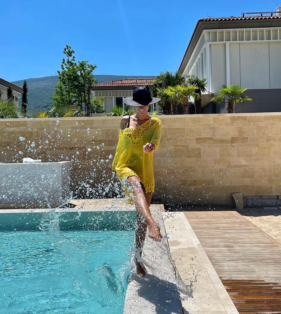 Украинские футболисты &quot;ушли в отрыв&quot; на райских курортах после Евро 2020: яркие фото