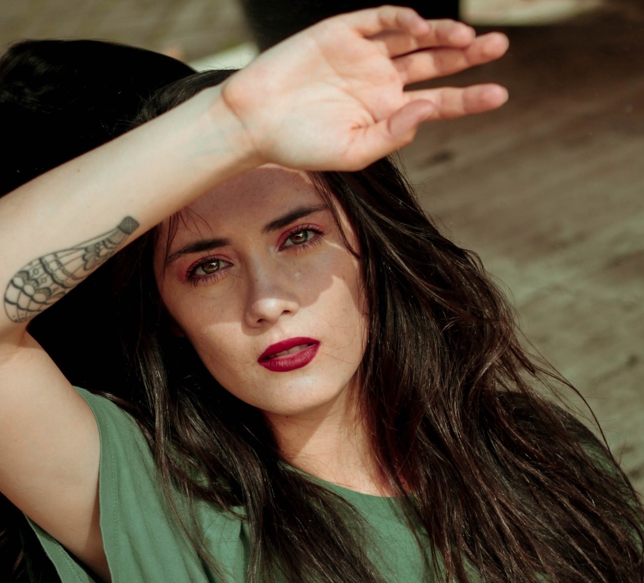 Сонце в радість: топ-5 секретних правил підбору засобів з SPF від косметолога