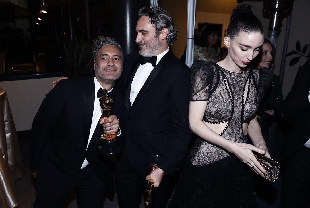 Бебі-бум триває: Хоакін Фенікс і Руні Мара вперше стали батьками