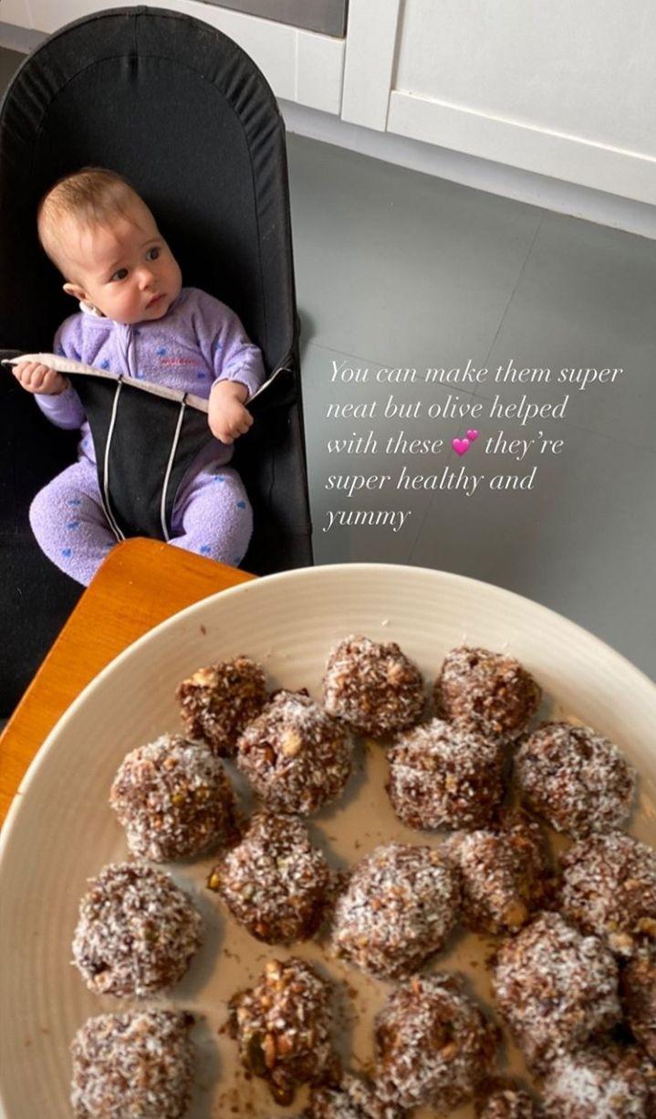 Само очарование: в сети появились первые фото младшего ребенка Джуда Лоу