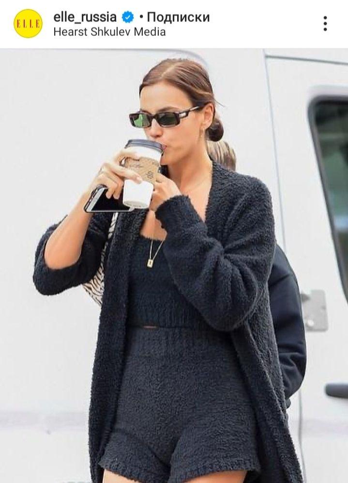 Вона досконала: Ірина Шейк показала розкішну фігуру в наймодніших шортах сезону