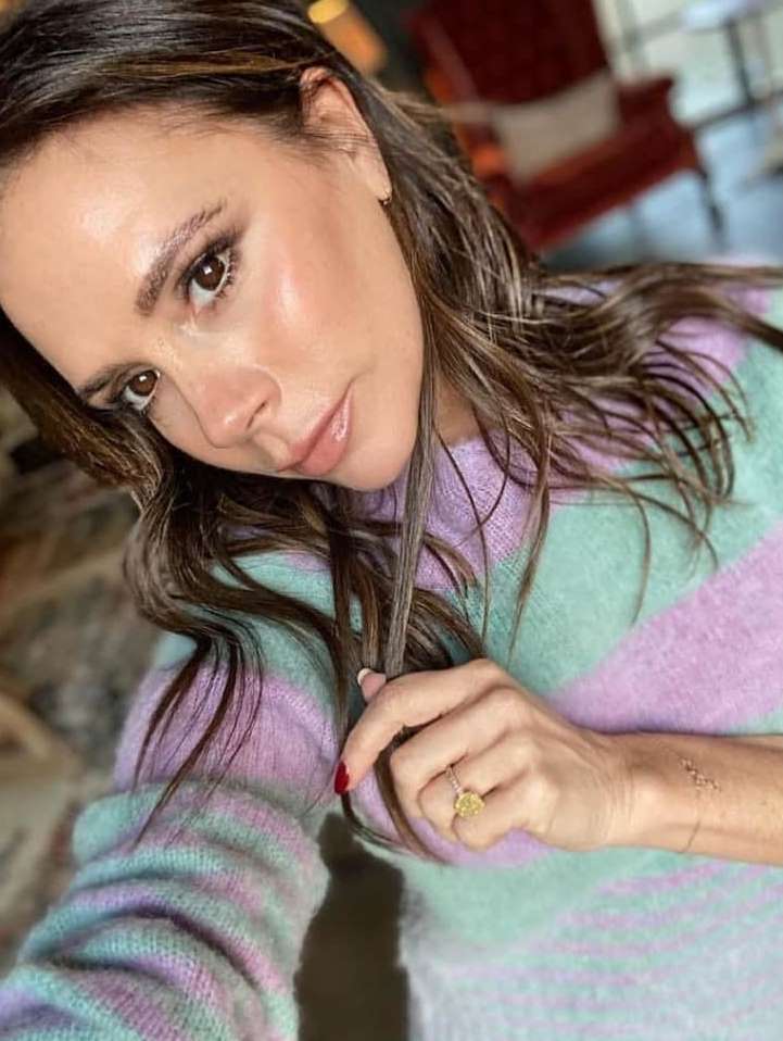 Какая же она хорошенькая! Виктория Бекхэм порадовала новым фото подросшей дочери